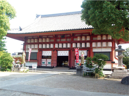 愛染堂・勝鬘院様 塗装前の写真